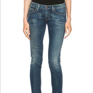 CITIZENS OF HUMANITY Racer Low-Rise Skinny. SZ 25